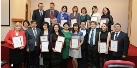 В Уфе наградили лучших работников СМИ Башкортостана по итогам 2014 года